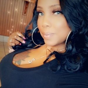 Meet your Posher, Fatima